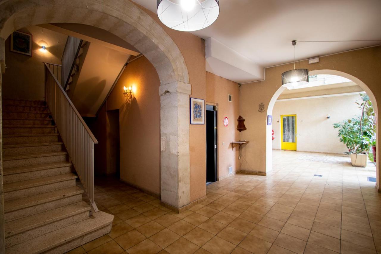 La Maison D'Antonin Nîmes Exterior foto
